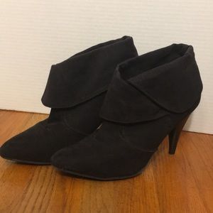 Dana Buchman High Heel Booties